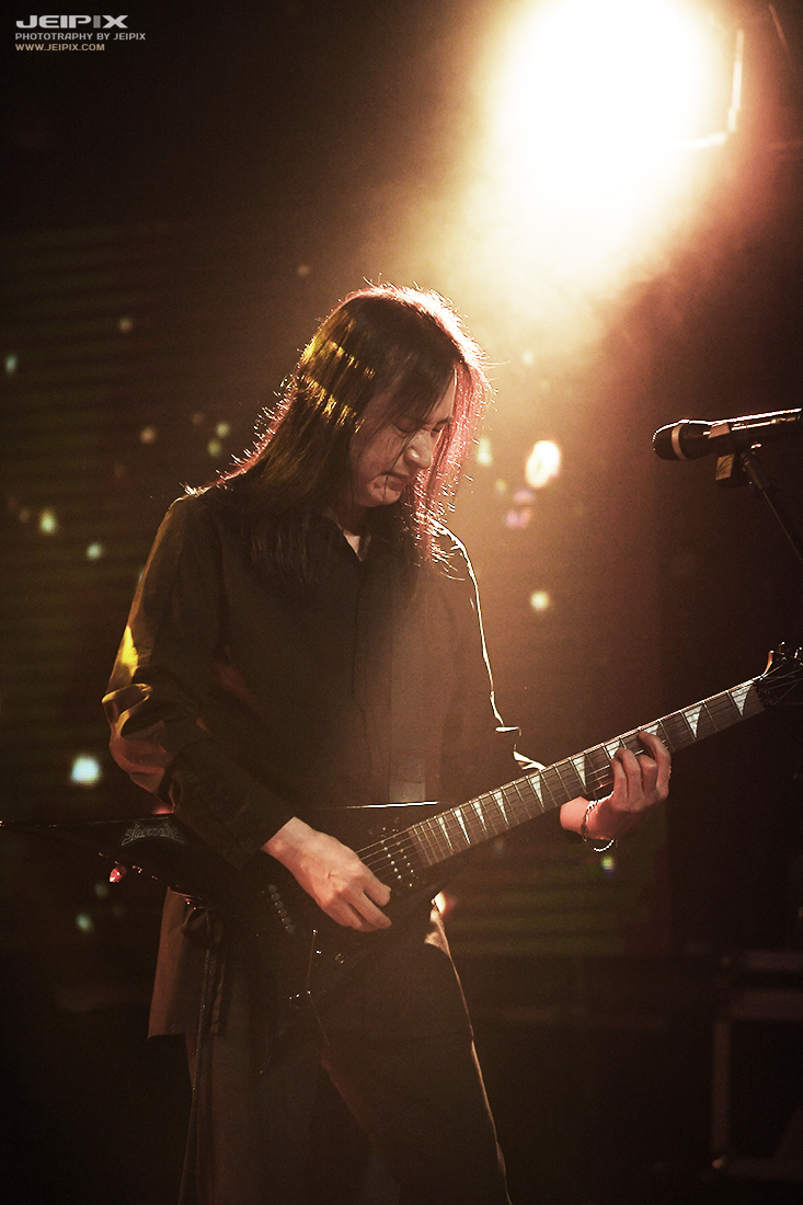 RH_LIVE_32.jpg