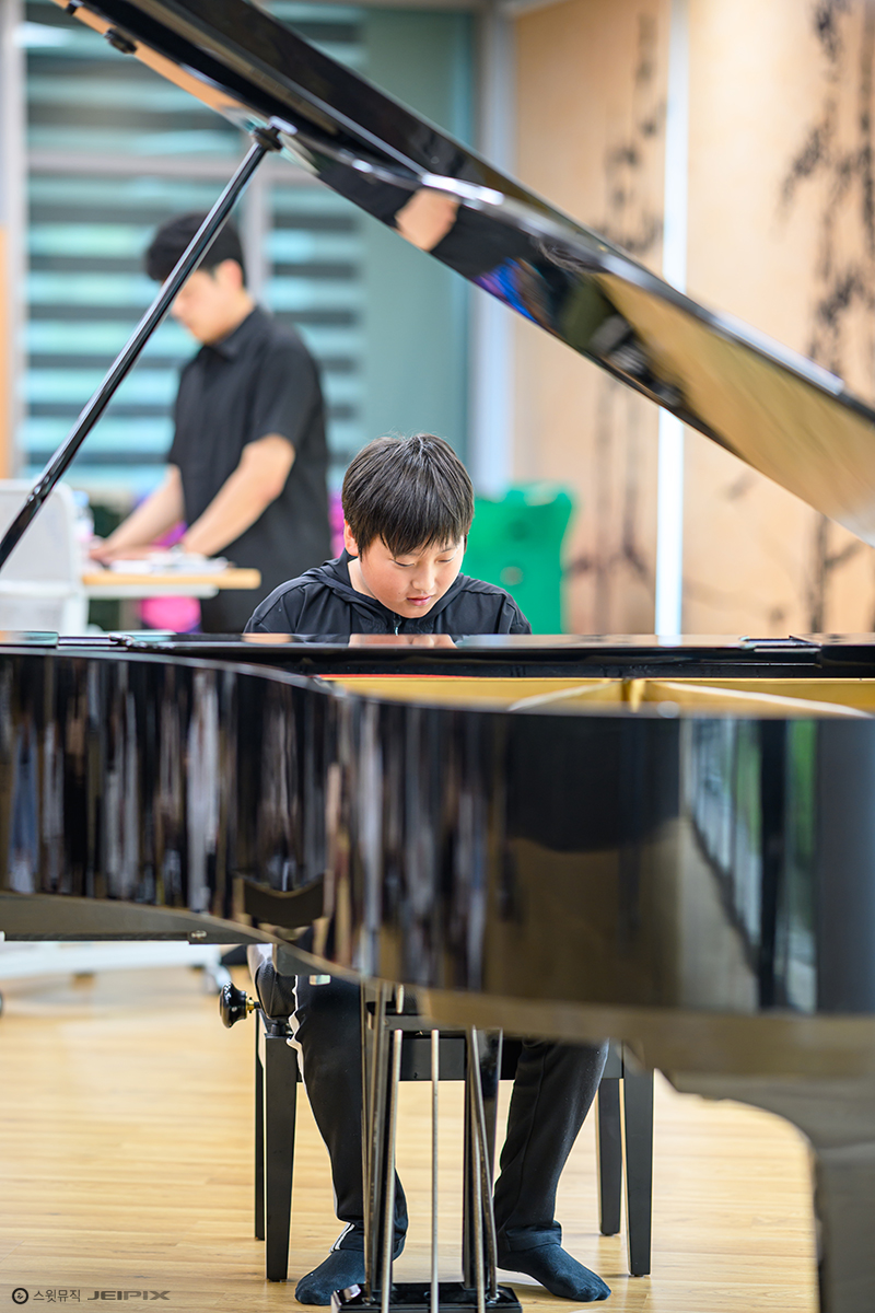 Uljin_Piano_039_Web.jpg