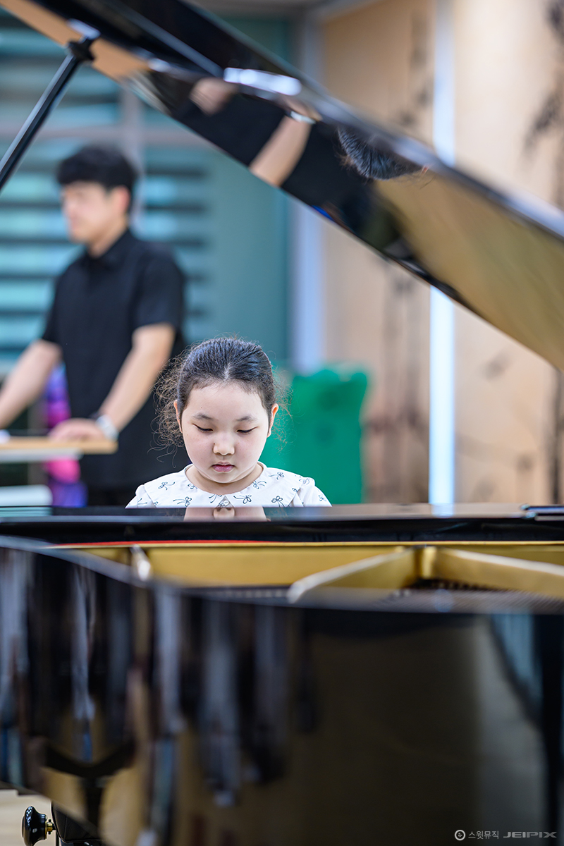 Uljin_Piano_018_Web.jpg