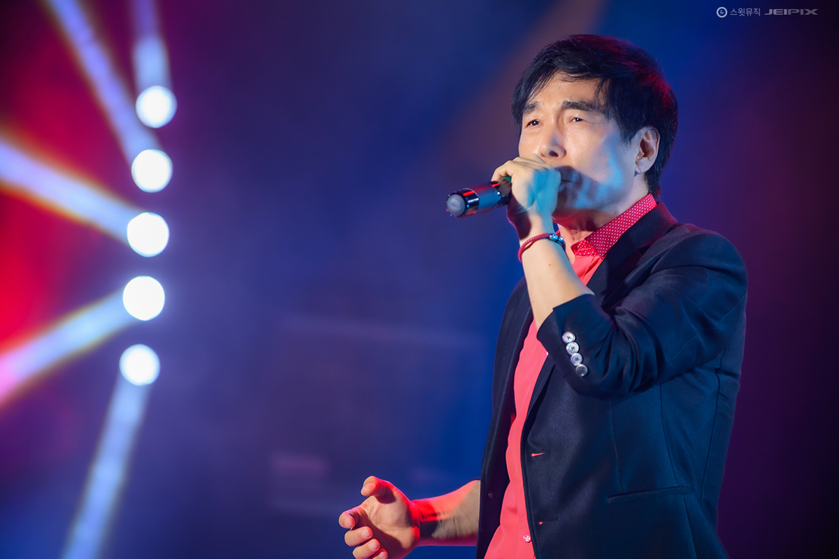KJM_032_Web.jpg