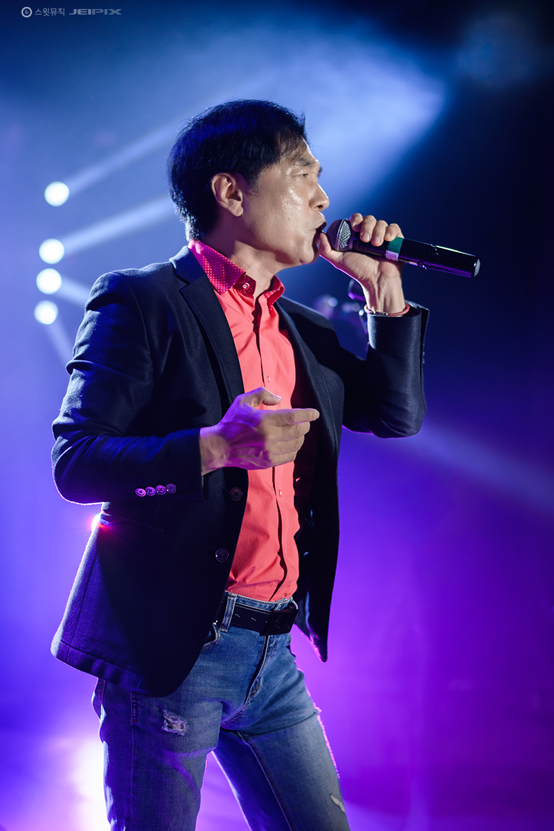 KJM_011_Web.jpg