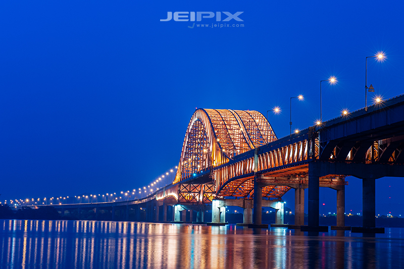 JPXSTP-00207.jpg
